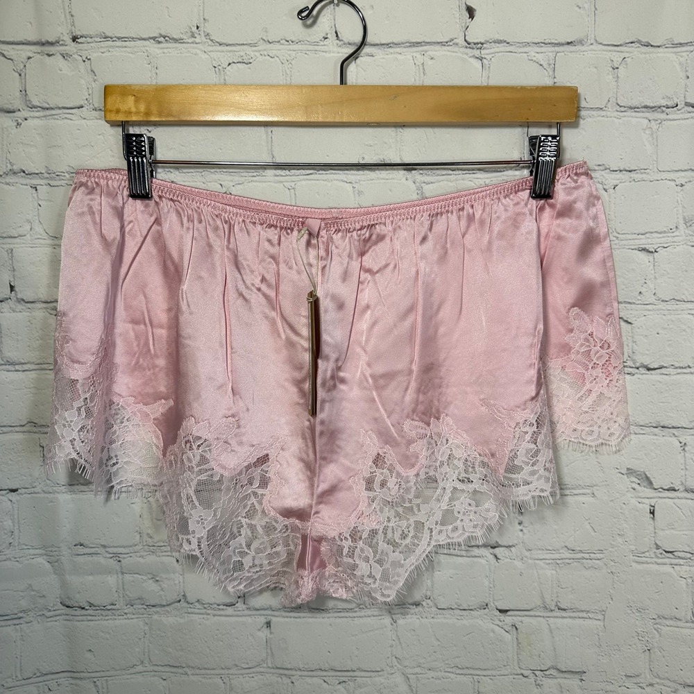 NEW SKIMS Silk Lace Short Peony Tonal Pink Sleep Shorts LG-BTM-12600W NWT Size L
